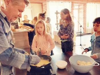 Kulinarno-czytelnicze spotkanie uczniów klas IIIa, IIIb i IIIc w restauracji Pogorzelanka (4)