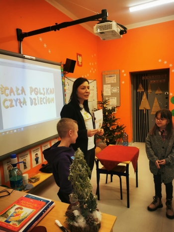 Cała Polska czyta dzieciom w klasie Ib (1)